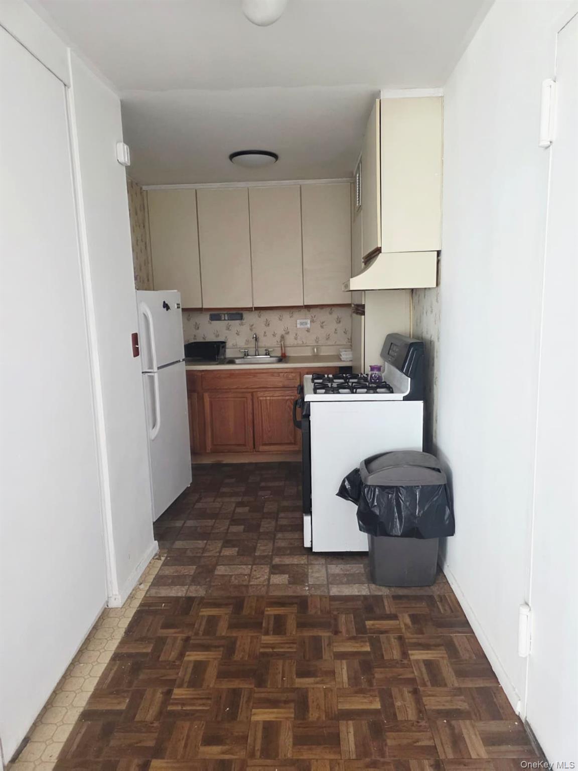 Coop Highland Queens, NY 11432, MLS-940896-8