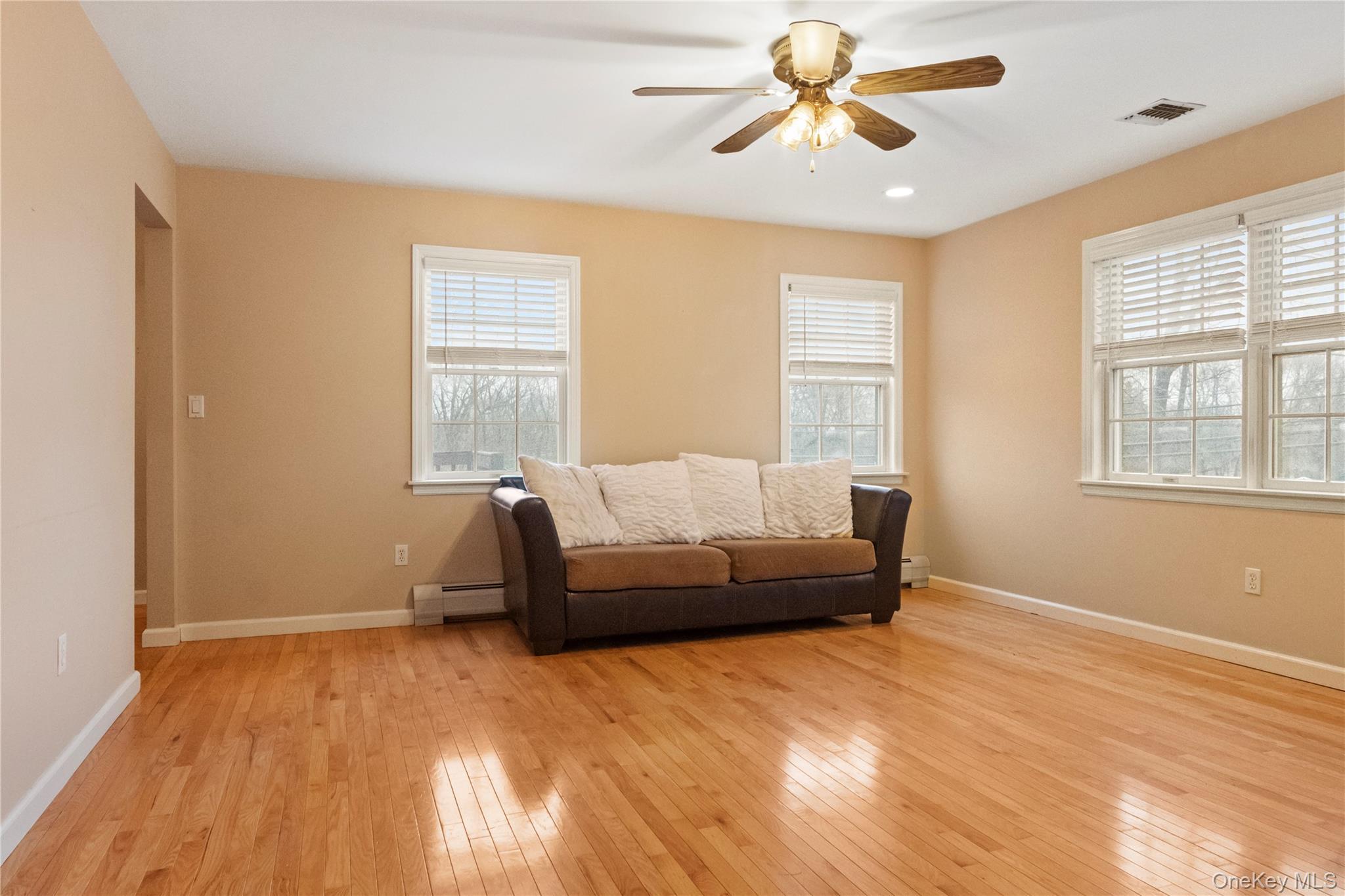 Single Family Church  Rockland County, NY 10954, MLS-940906-4