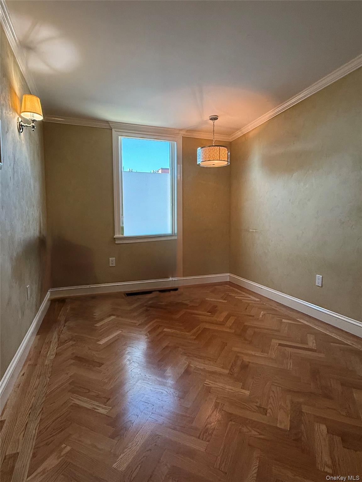 Single Family Hinsdale Brooklyn, NY 11207, MLS-940917-6