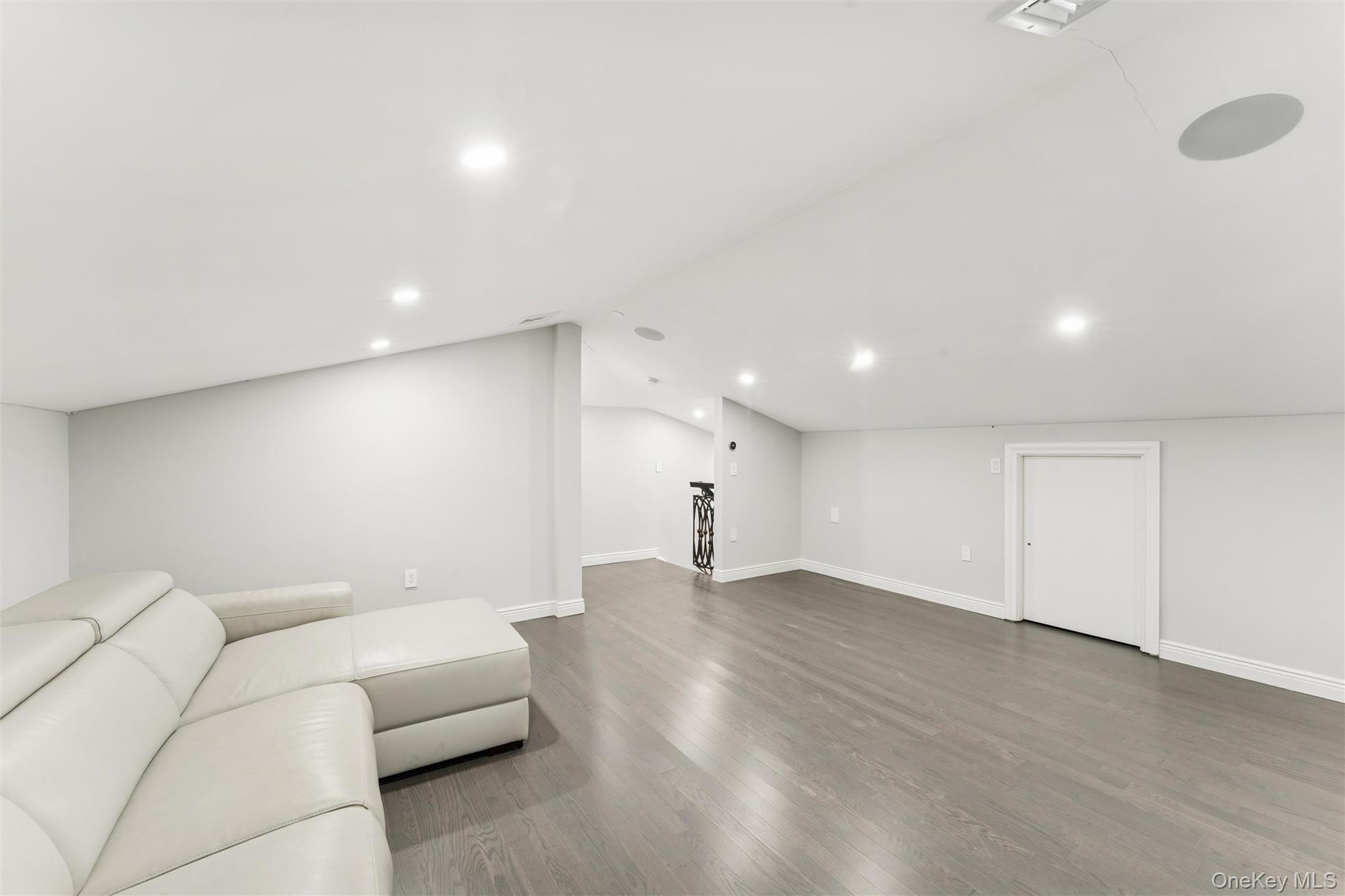 Single Family 139th Street Queens, NY 11435, MLS-940918-19