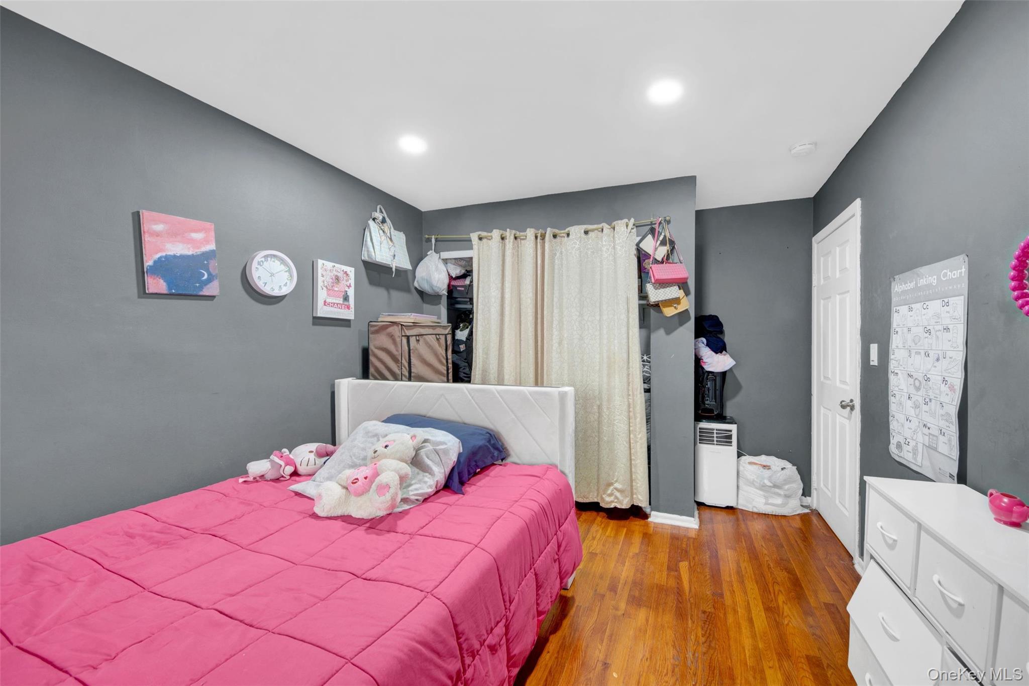 Single Family Coolidge  Rockland County, NY 10927, MLS-940932-18