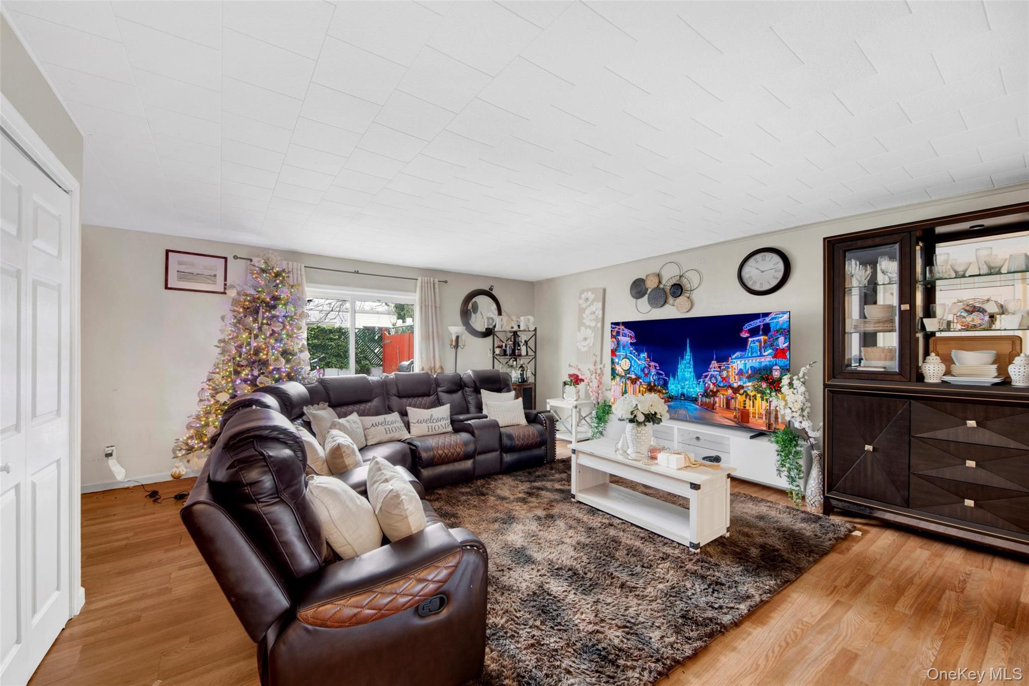 Single Family Coolidge  Rockland County, NY 10927, MLS-940932-6