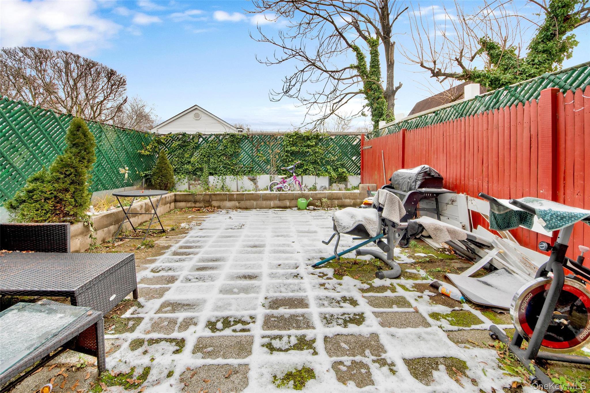 Single Family Coolidge  Rockland County, NY 10927, MLS-940932-7