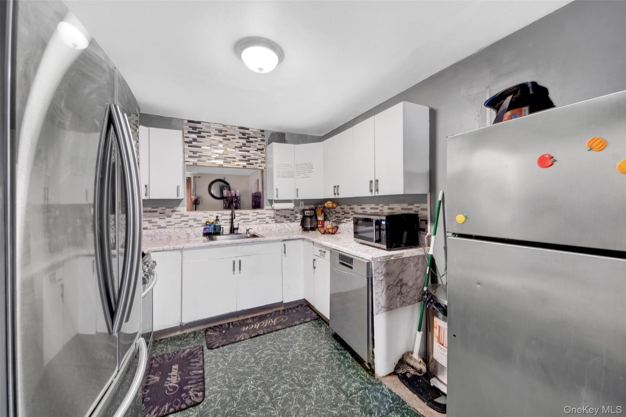 Single Family Coolidge  Rockland County, NY 10927, MLS-940932-9