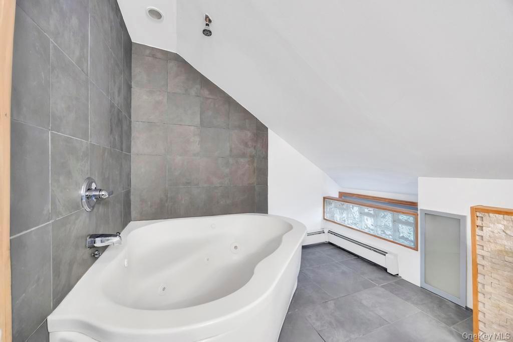 Single Family Redwood  Nassau County, NY 11756, MLS-940937-17