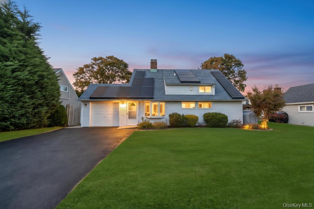 Single Family Redwood  Nassau County, NY 11756, MLS-940937-2