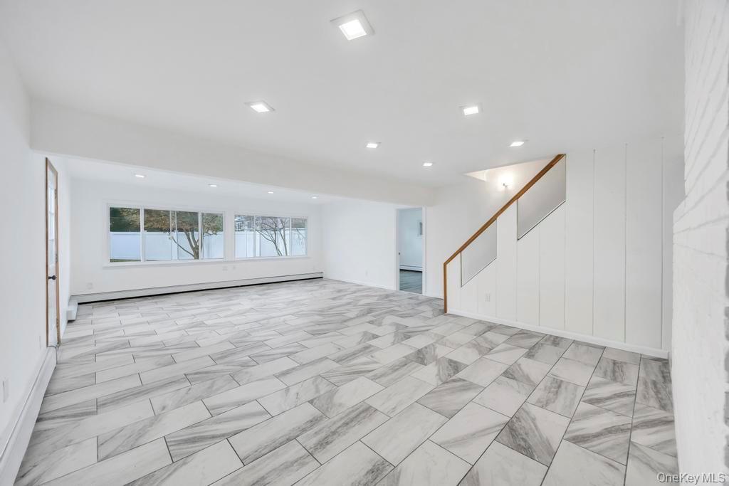 Single Family Redwood  Nassau County, NY 11756, MLS-940937-6