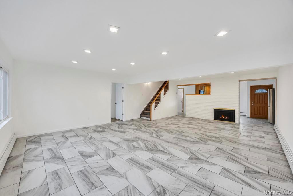 Single Family Redwood  Nassau County, NY 11756, MLS-940937-7