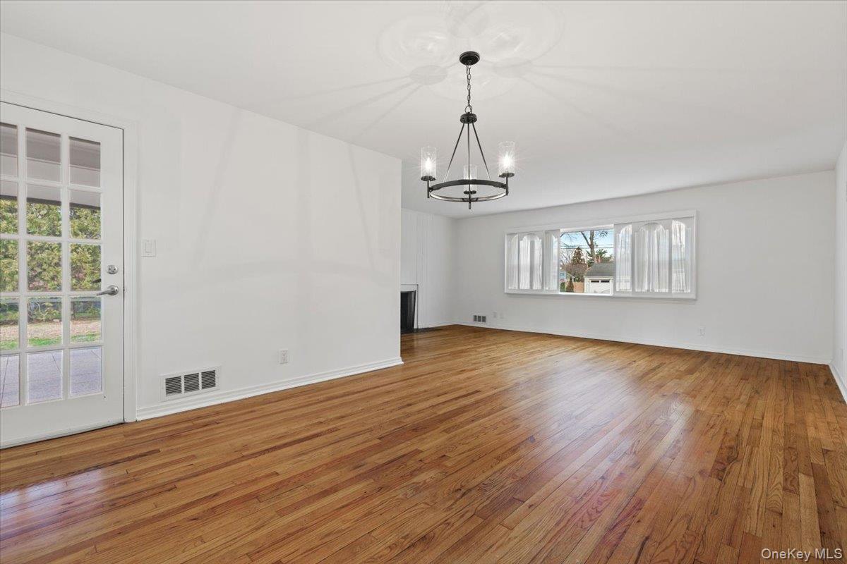 Single Family Old Orchard Westchester County, NY 10573, MLS-940938-7