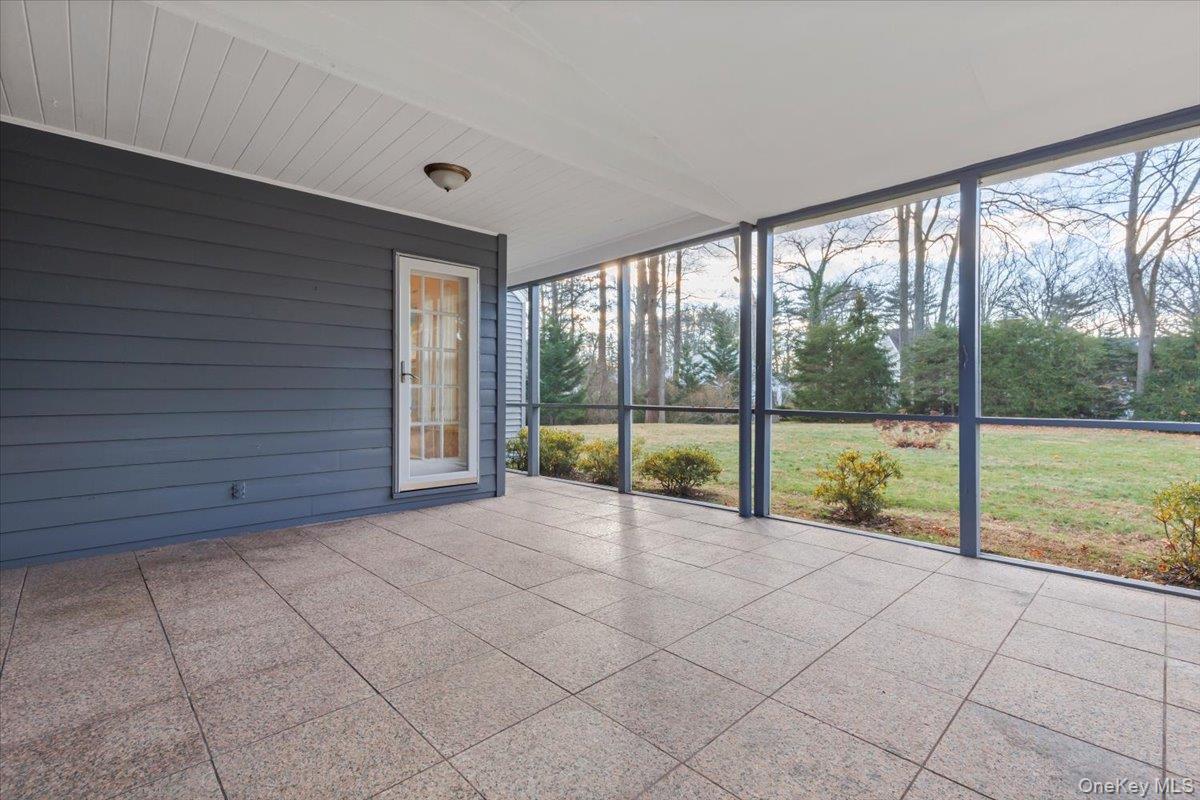 Single Family Old Orchard Westchester County, NY 10573, MLS-940938-9