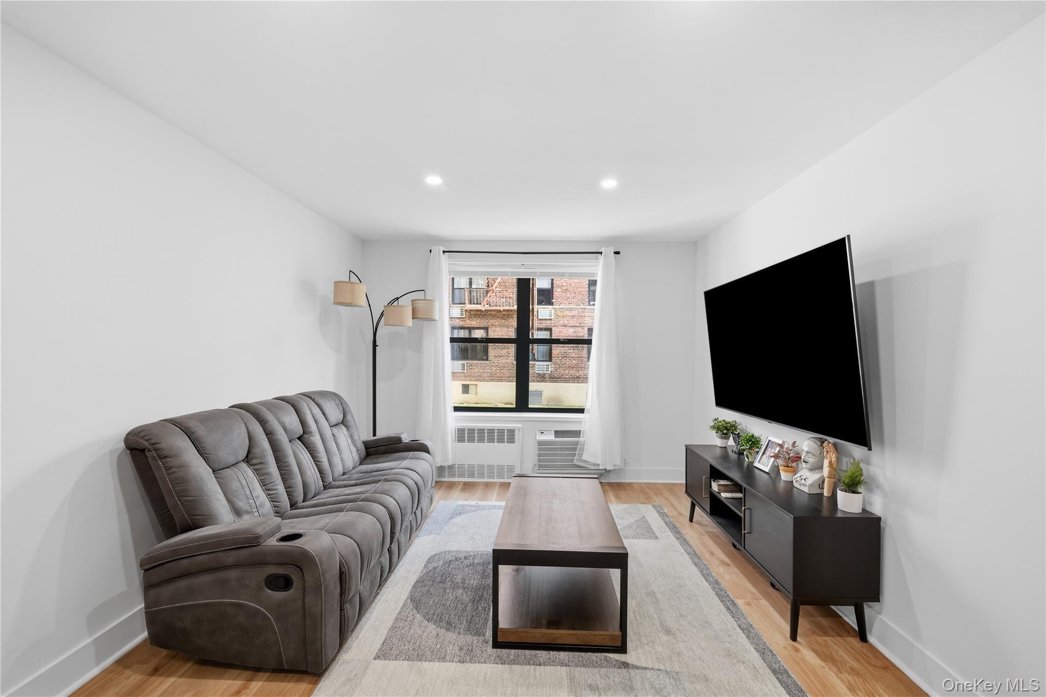 Coop Union  Queens, NY 11364, MLS-940952-5