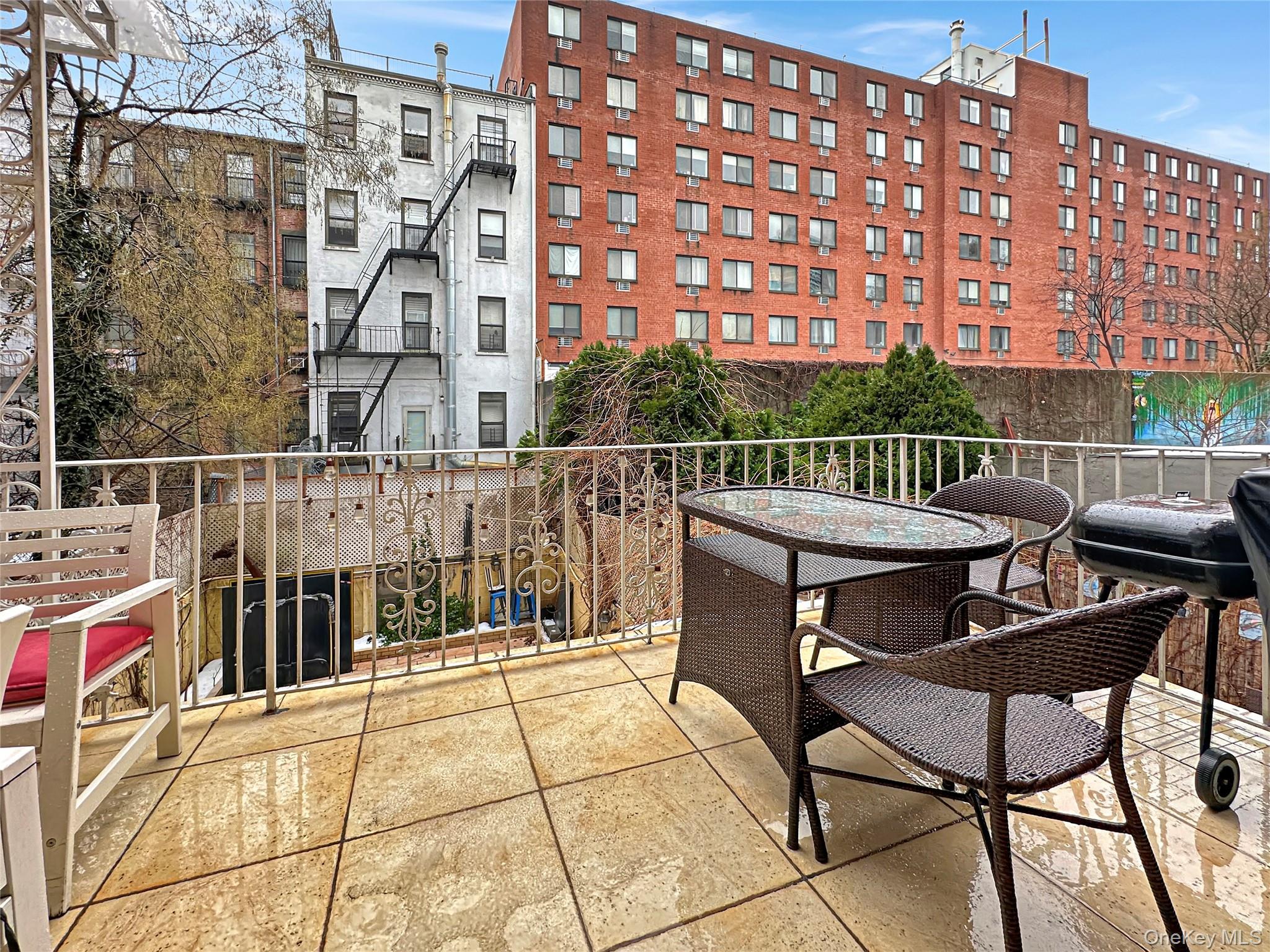 Single Family 120th Manhattan, NY 10035, MLS-940958-23