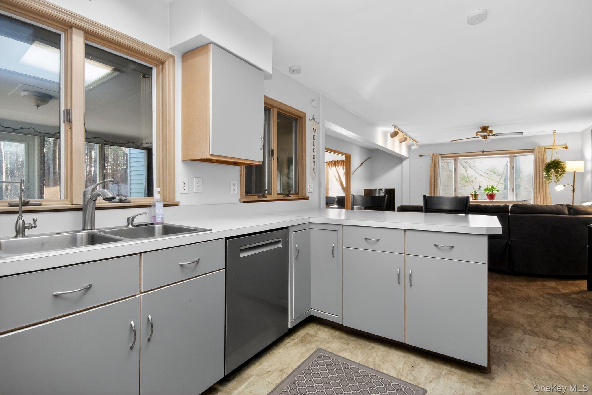 Single Family Carlyle Dutchess County, NY 12538, MLS-940981-15