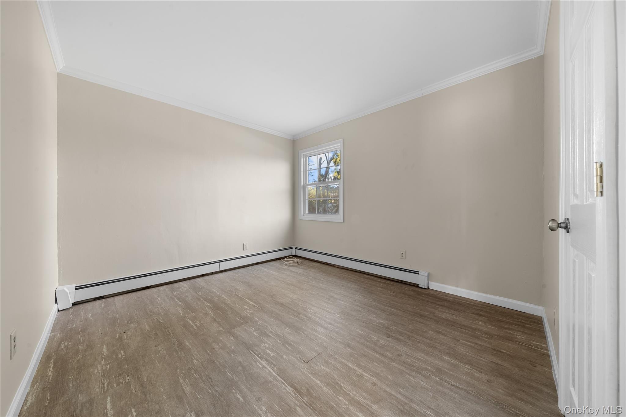 Single Family Mercury Suffolk County, NY 11772, MLS-940993-20