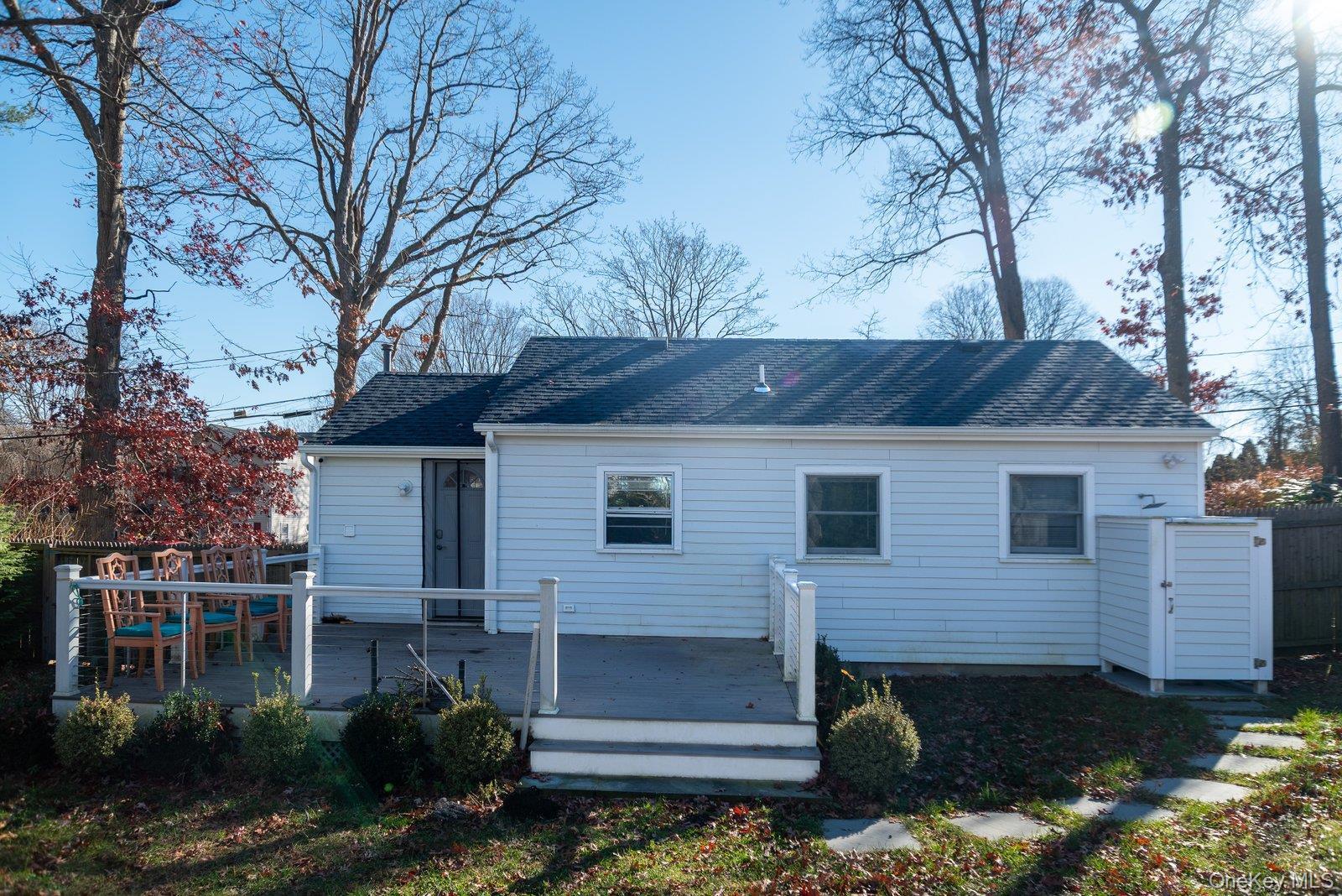 Single Family Overbrook  Suffolk County, NY 11901, MLS-941025-12