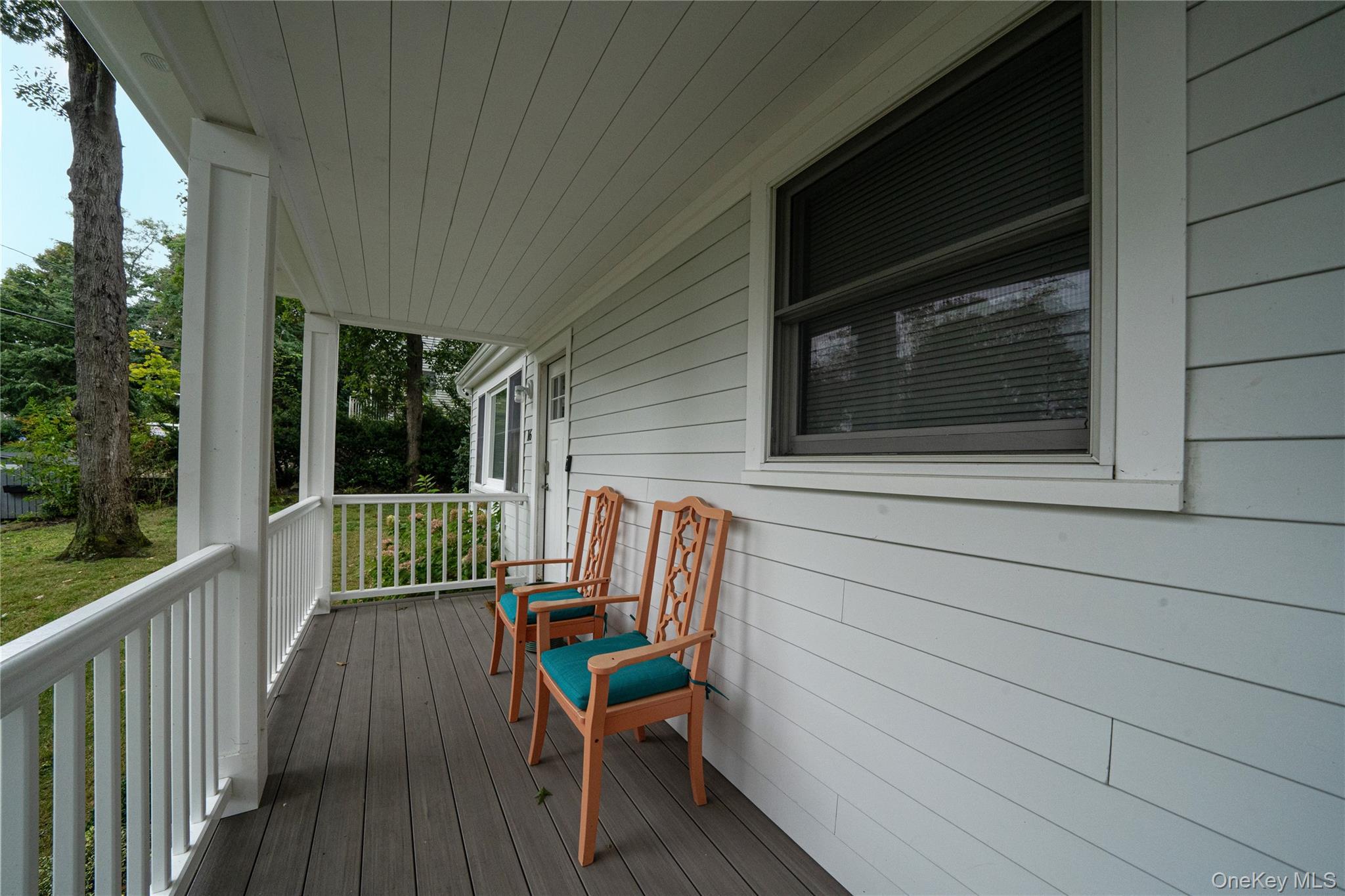 Single Family Overbrook  Suffolk County, NY 11901, MLS-941025-3