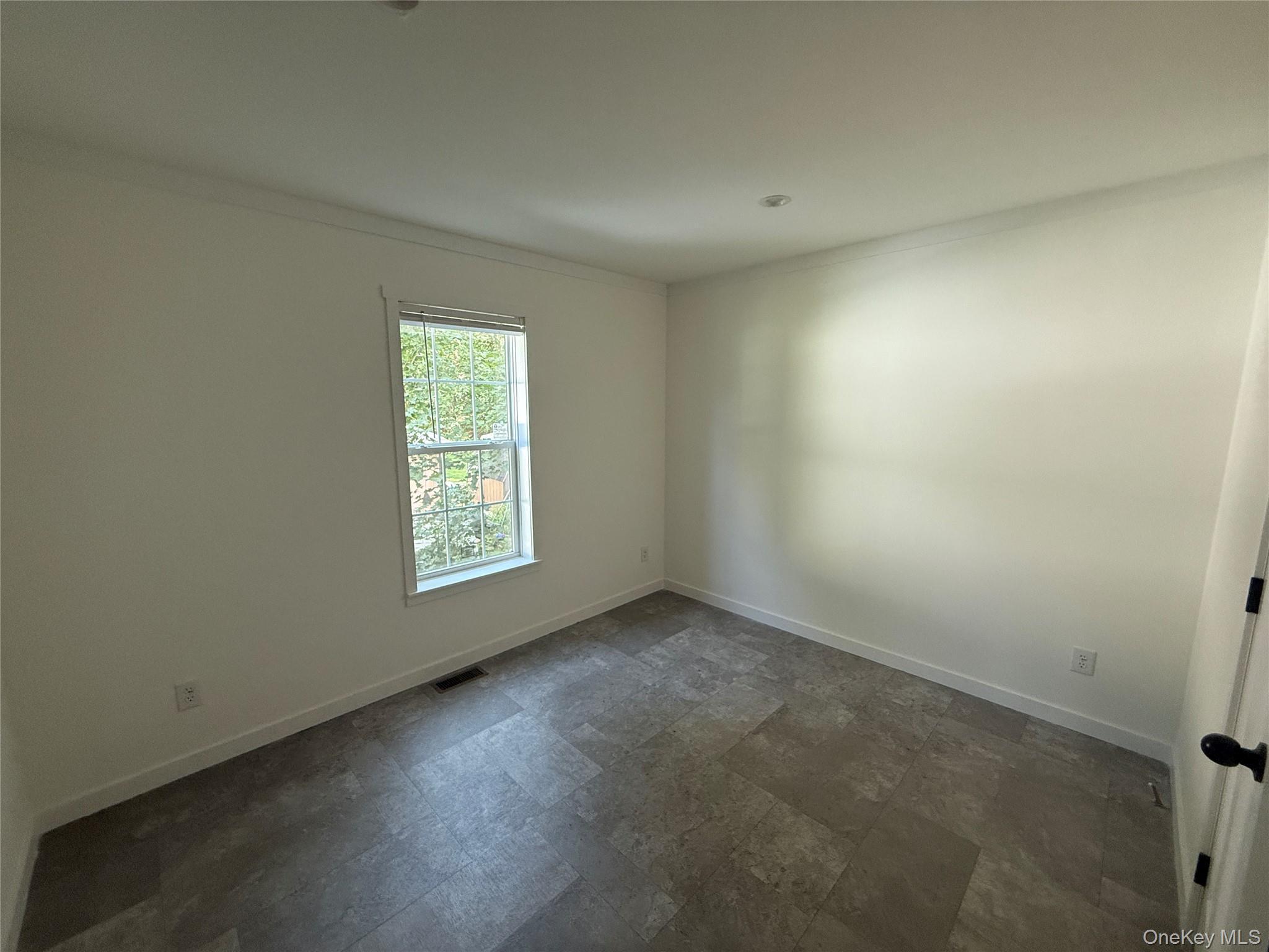 Single Family Forest Park (aka William St)  Ulster County, NY 12589, MLS-941027-16