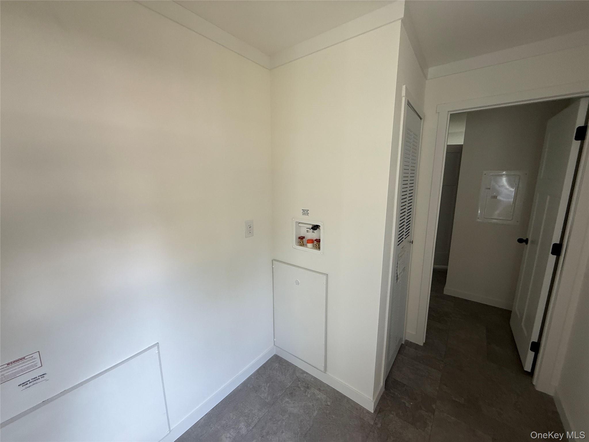 Single Family Forest Park (aka William St)  Ulster County, NY 12589, MLS-941027-19