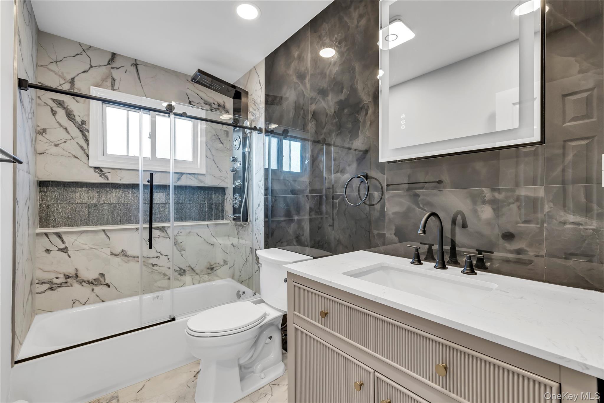 Single Family Phyllis Suffolk County, NY 11772, MLS-941041-11