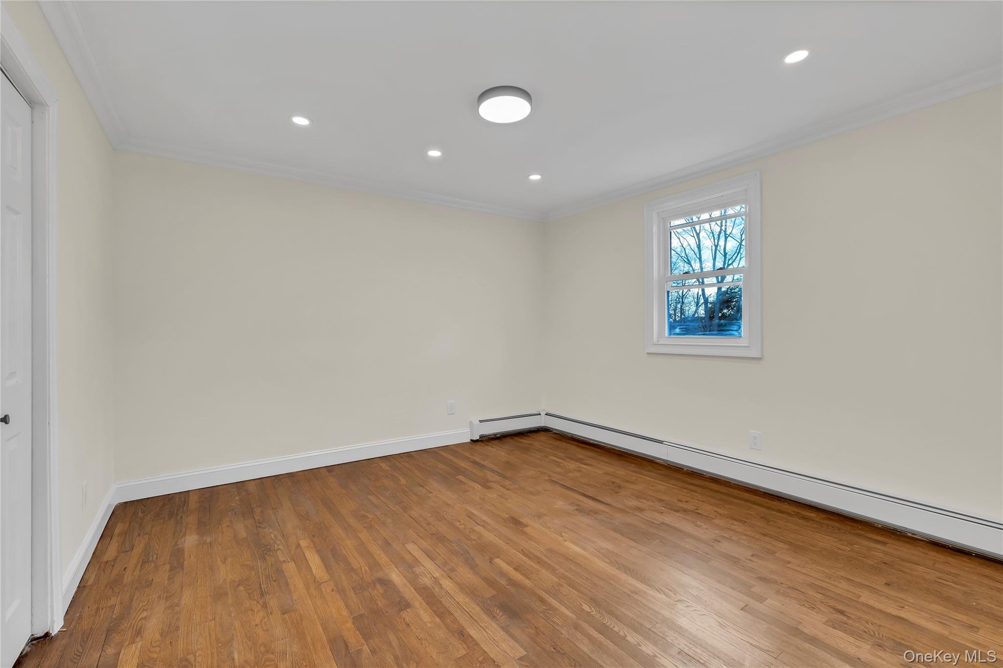 Single Family Phyllis Suffolk County, NY 11772, MLS-941041-14