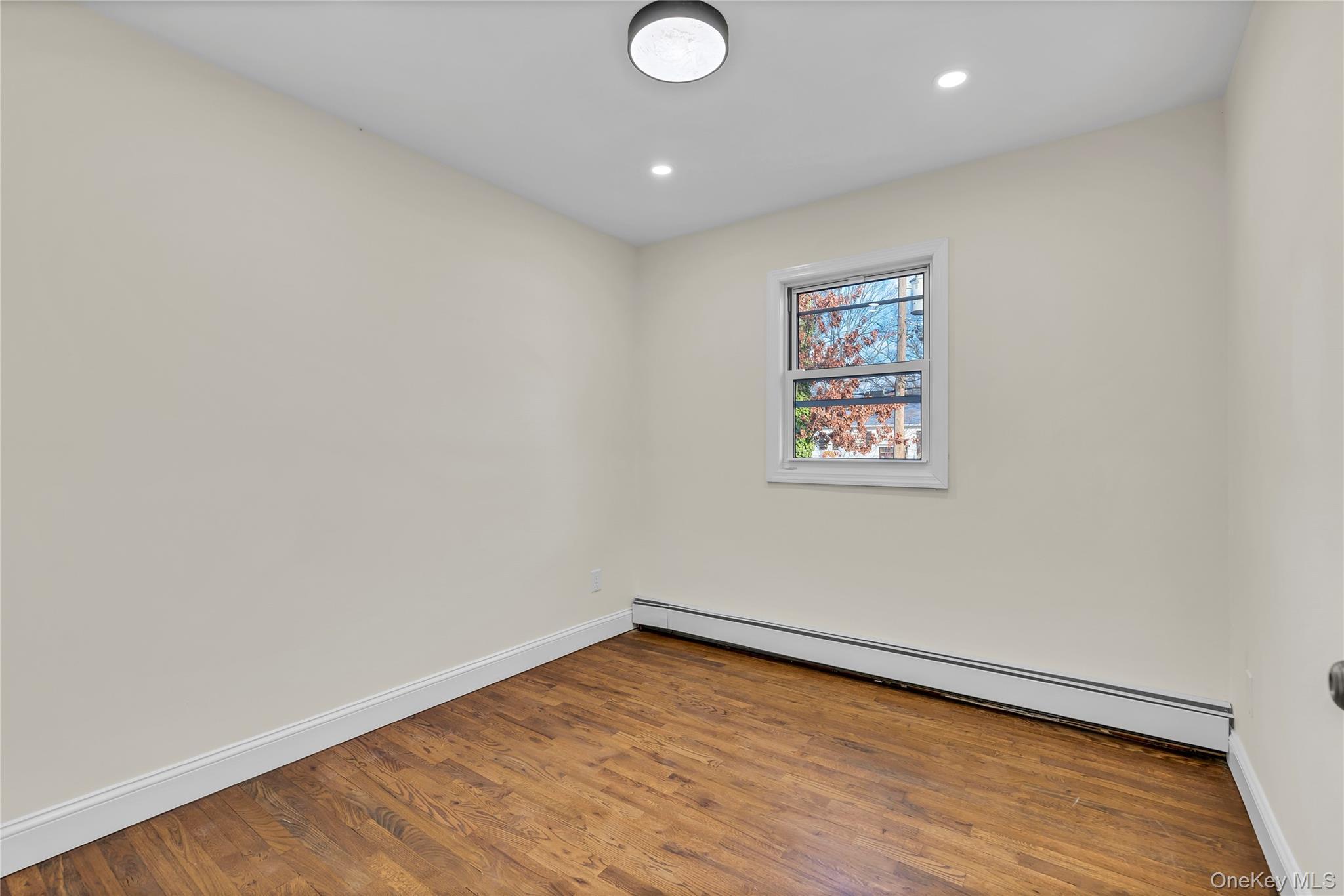 Single Family Phyllis Suffolk County, NY 11772, MLS-941041-16