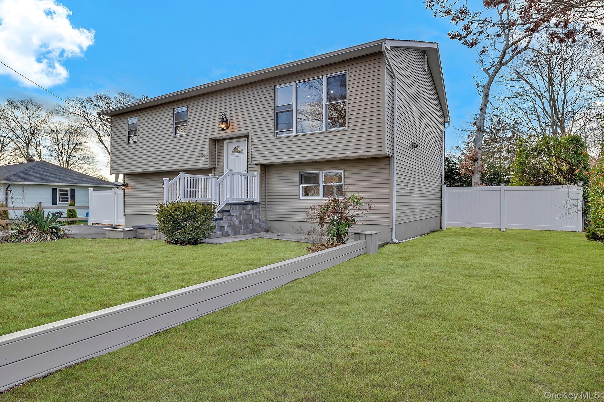 Single Family Phyllis Suffolk County, NY 11772, MLS-941041-30