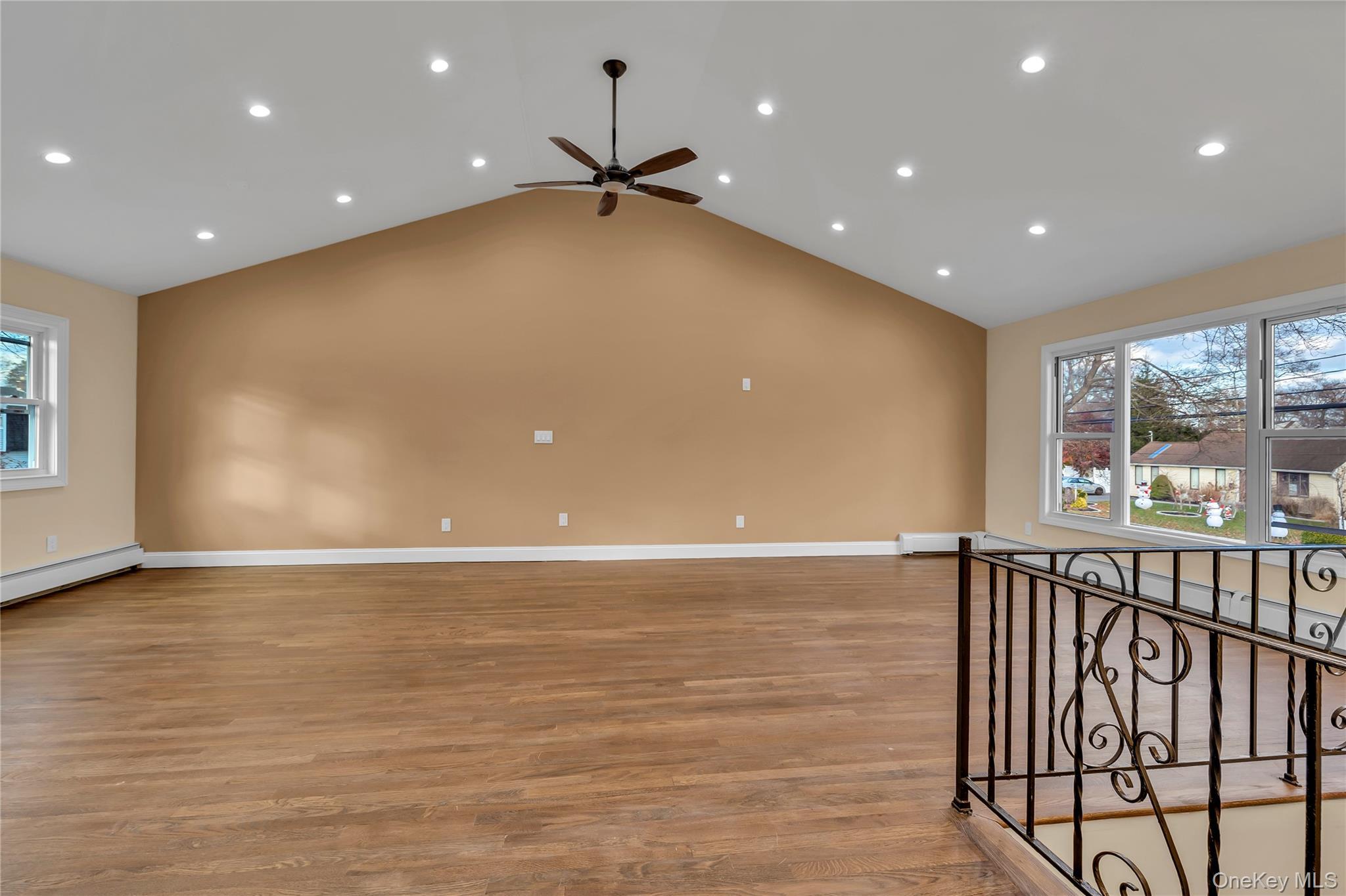 Single Family Phyllis Suffolk County, NY 11772, MLS-941041-4