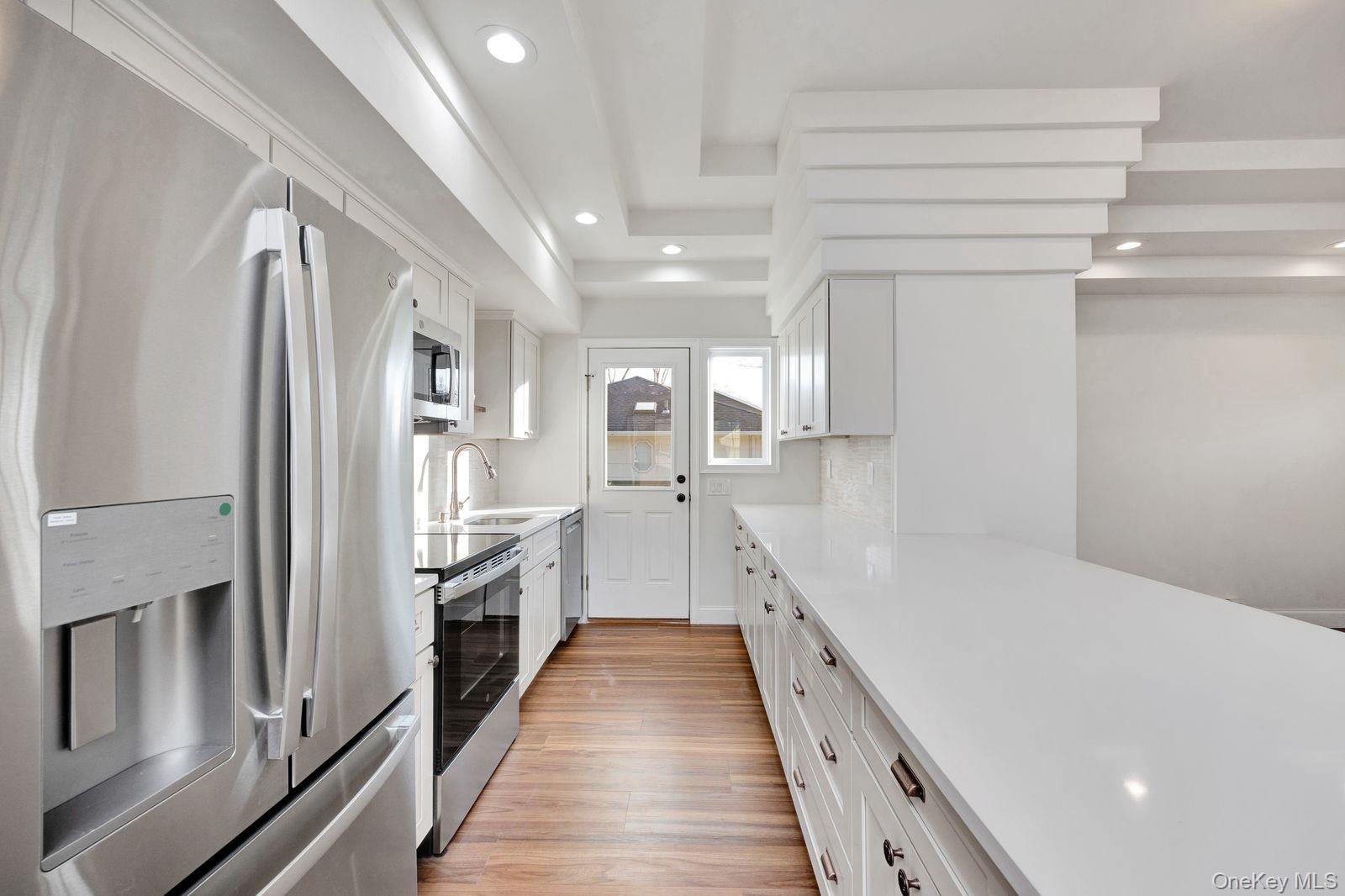 Single Family Harrison Suffolk County, NY 11764, MLS-941044-16