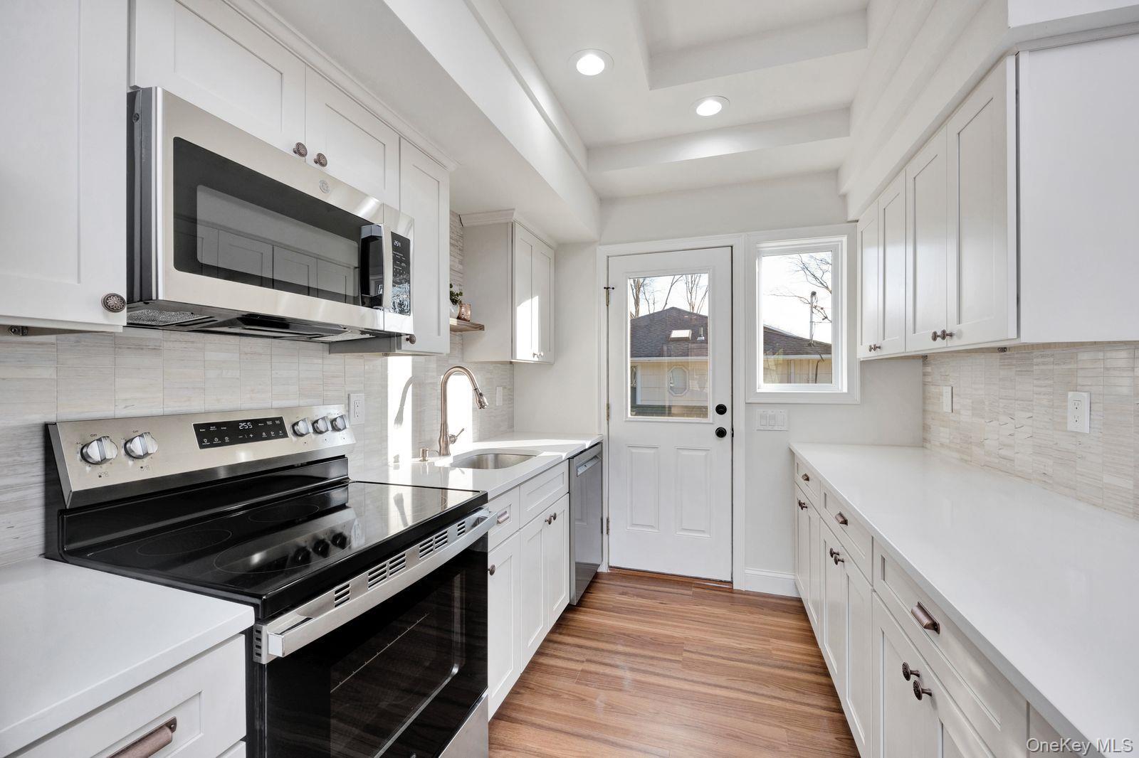 Single Family Harrison Suffolk County, NY 11764, MLS-941044-17