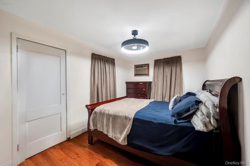 Single Family Butler Nassau County, NY 11003, MLS-941049-15