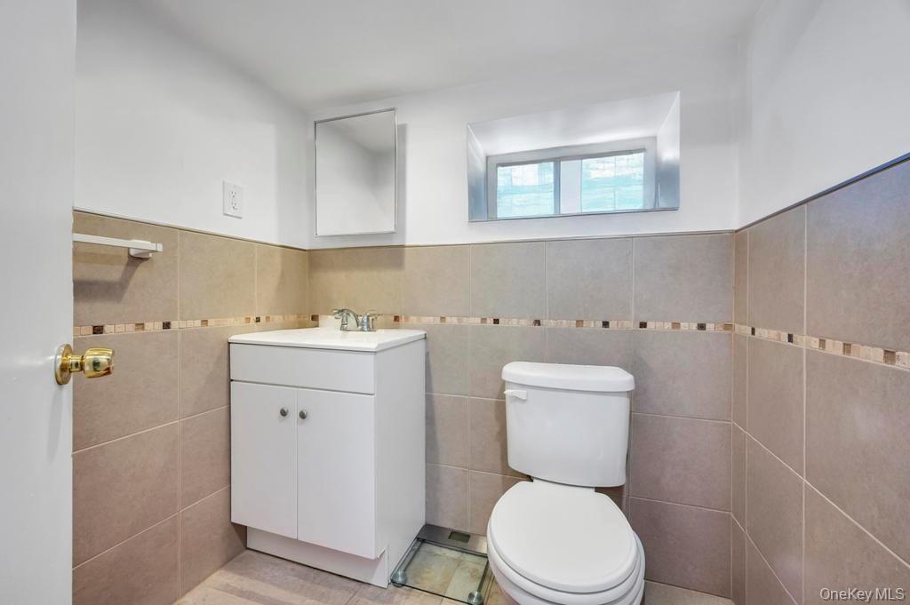 Single Family Butler Nassau County, NY 11003, MLS-941049-20