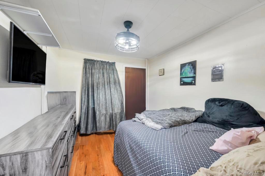 Single Family Butler Nassau County, NY 11003, MLS-941049-6