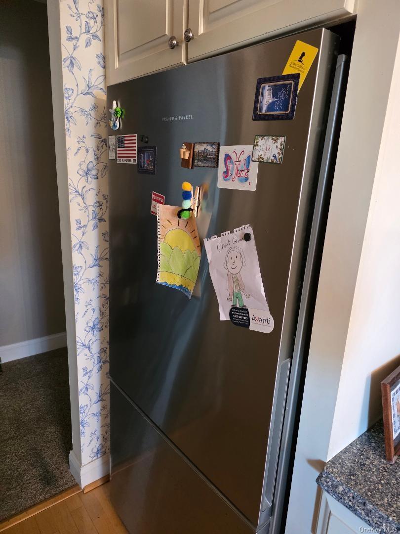 Single Family Gotham Suffolk County, NY 11780, MLS-941087-26