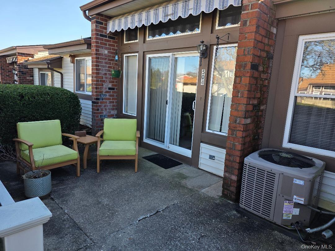 Single Family Gotham Suffolk County, NY 11780, MLS-941087-3