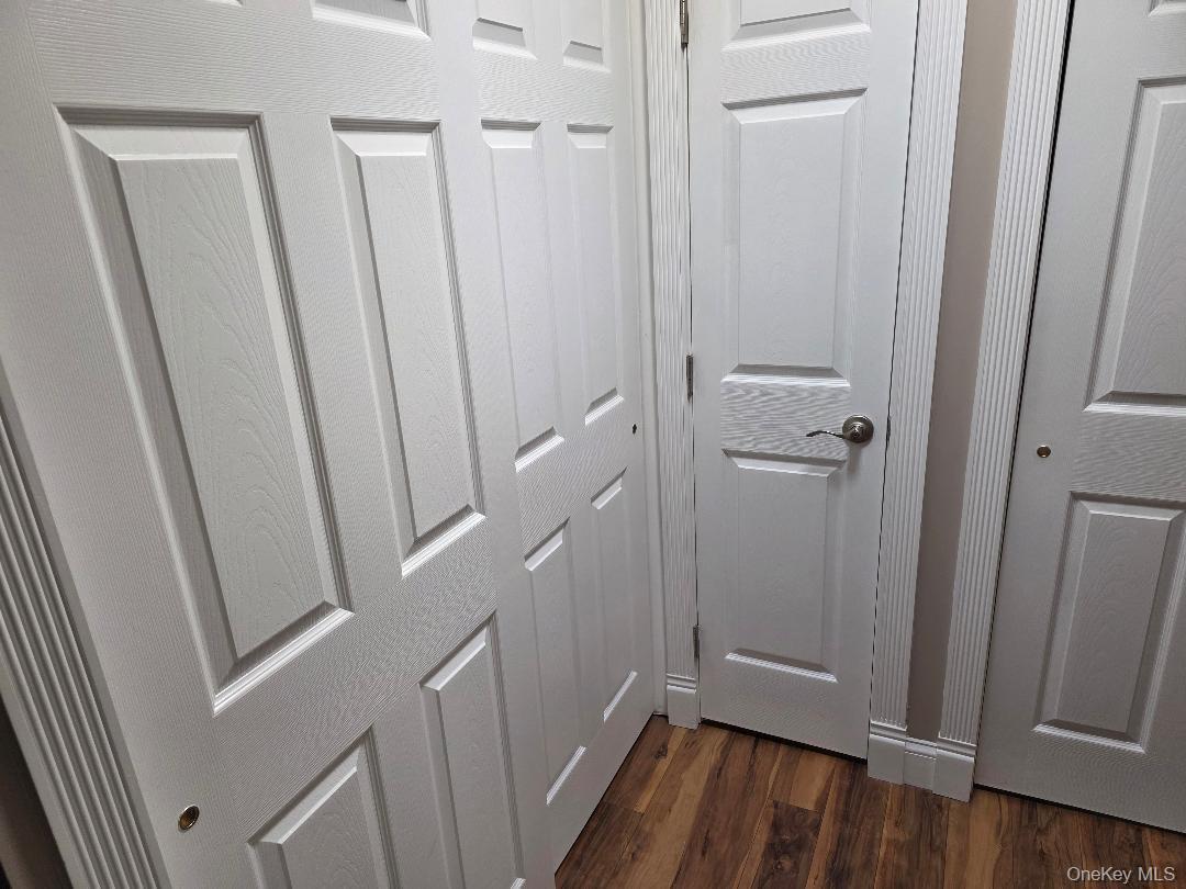 Single Family Gotham Suffolk County, NY 11780, MLS-941087-30