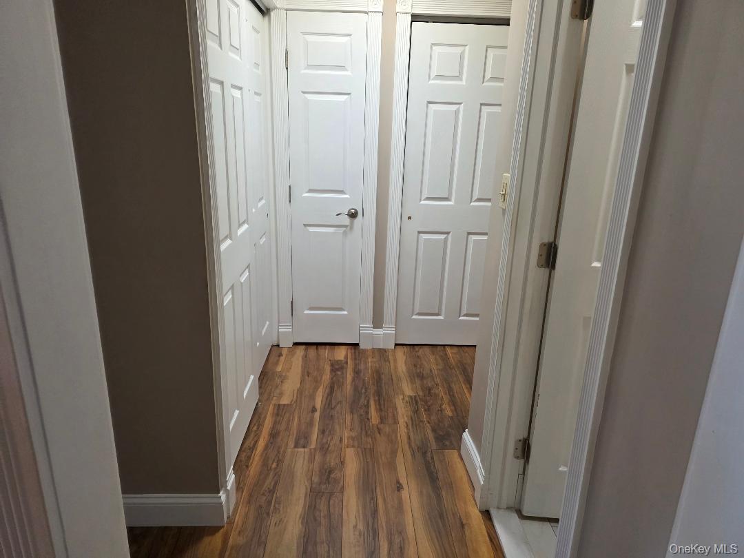 Single Family Gotham Suffolk County, NY 11780, MLS-941087-32