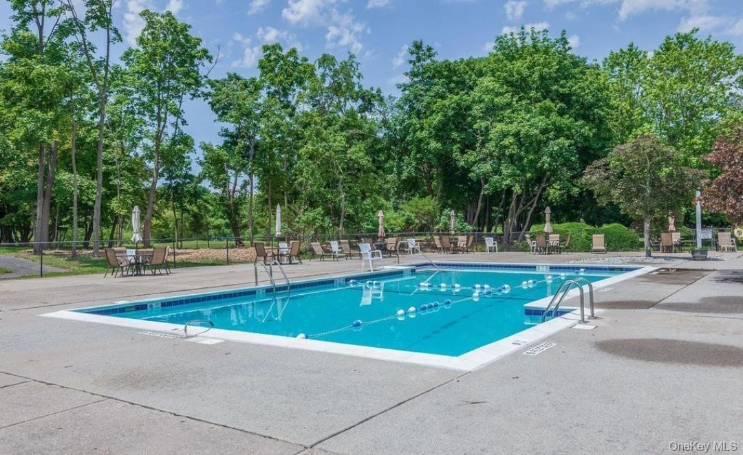 Single Family Gotham Suffolk County, NY 11780, MLS-941087-41