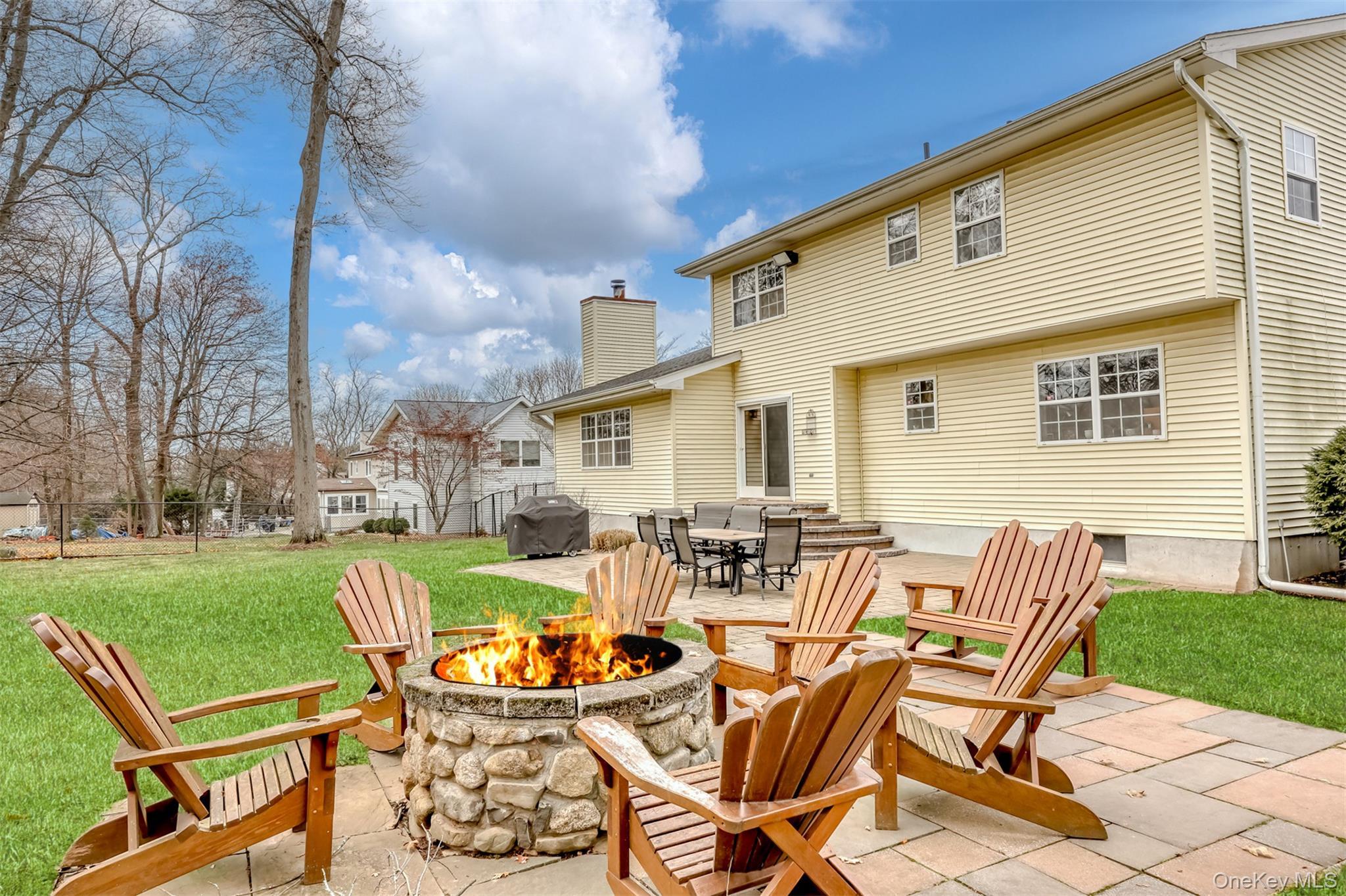 Single Family Mountainview Rockland County, NY 10901, MLS-941097-23