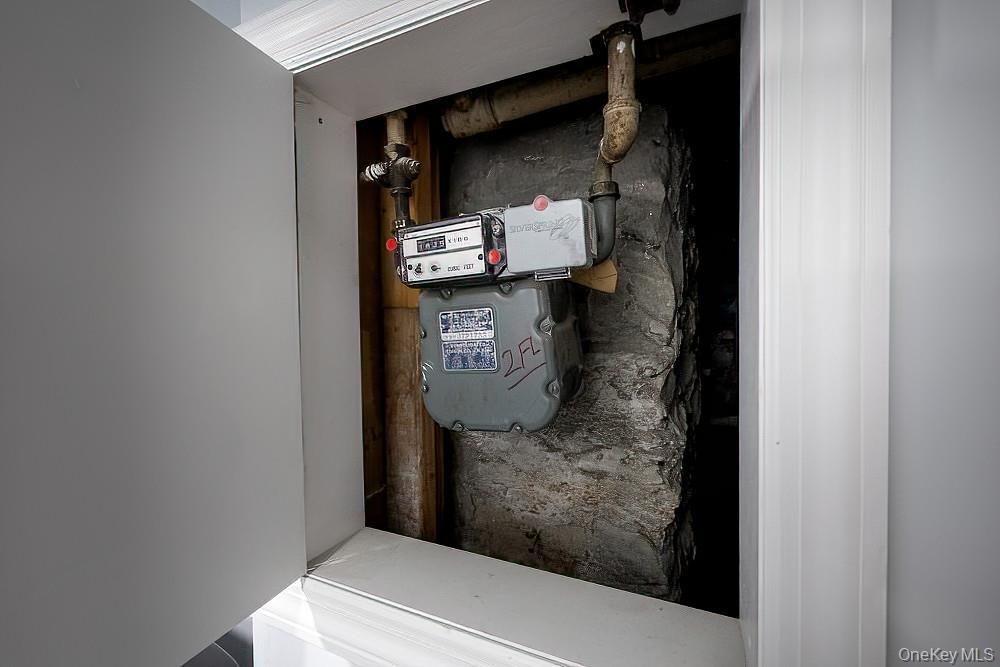 Single Family 5th Westchester County, NY 10550, MLS-941109-38