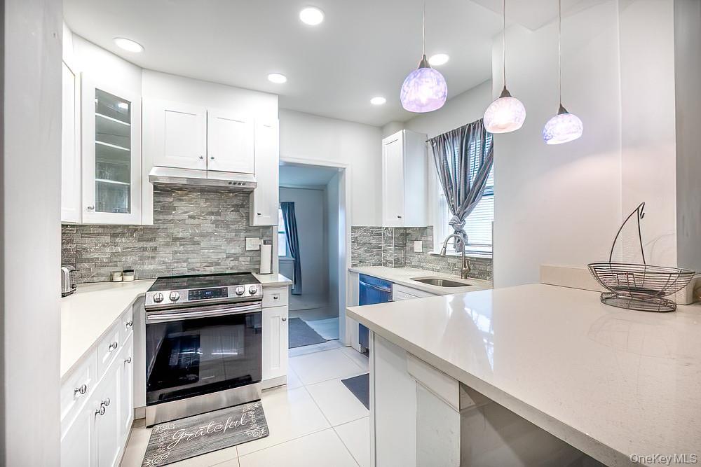 Single Family 5th Westchester County, NY 10550, MLS-941109-8