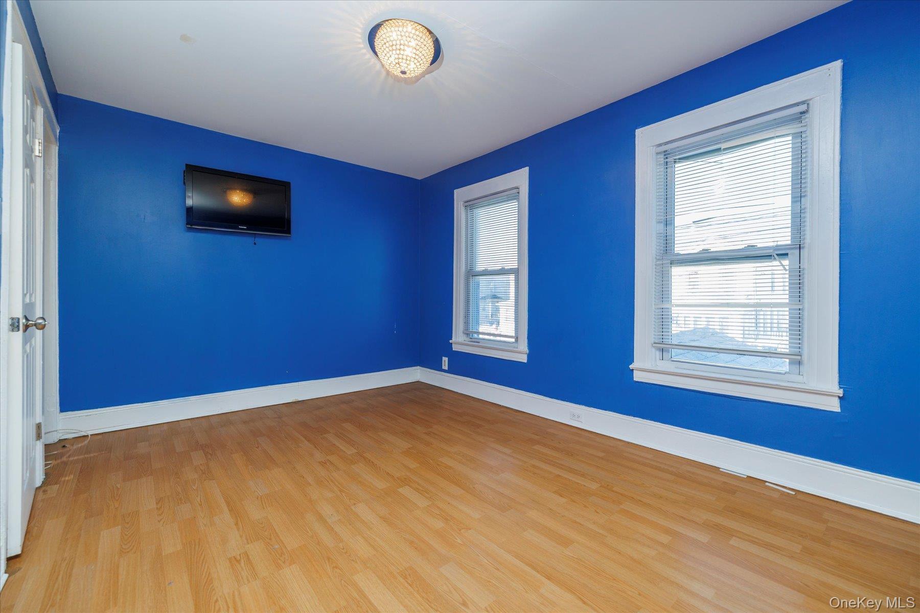 Single Family 107th Queens, NY 11419, MLS-941113-18