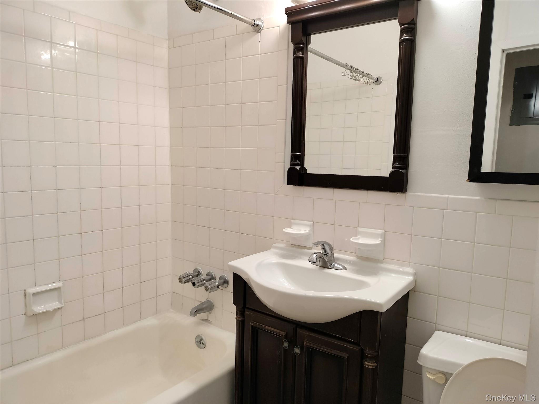 Coop 53rd  Manhattan, NY 10022, MLS-941117-8