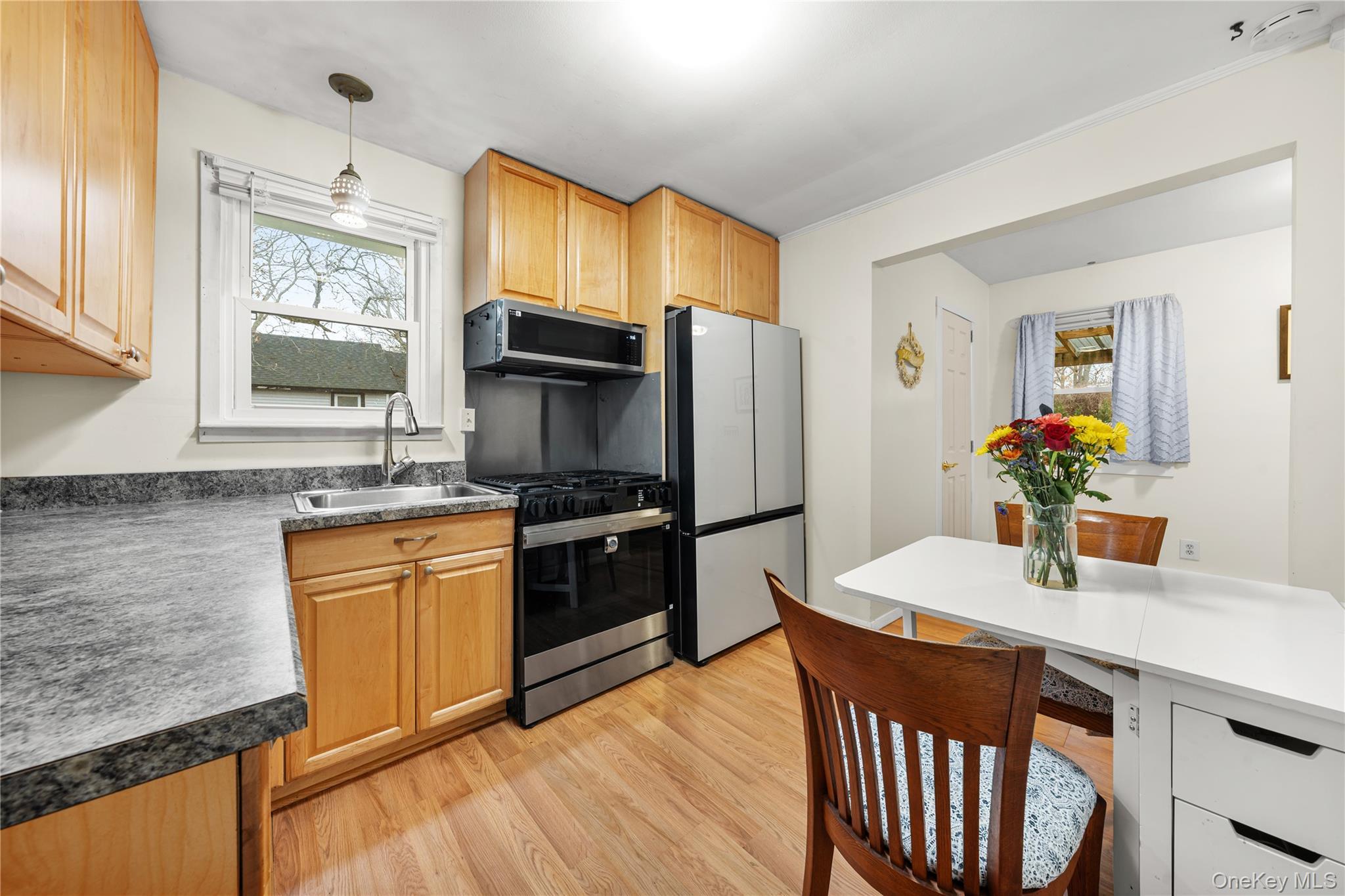 Single Family Patchogue Suffolk County, NY 11950, MLS-941131-10