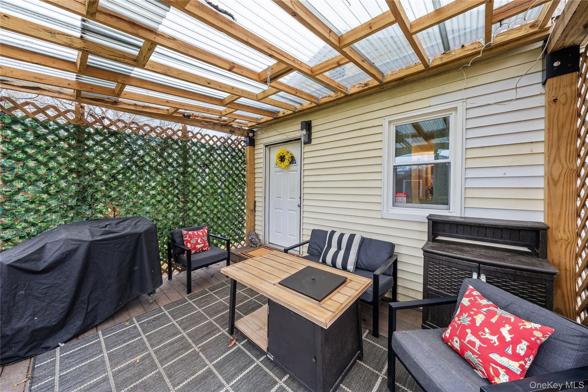 Single Family Patchogue Suffolk County, NY 11950, MLS-941131-15