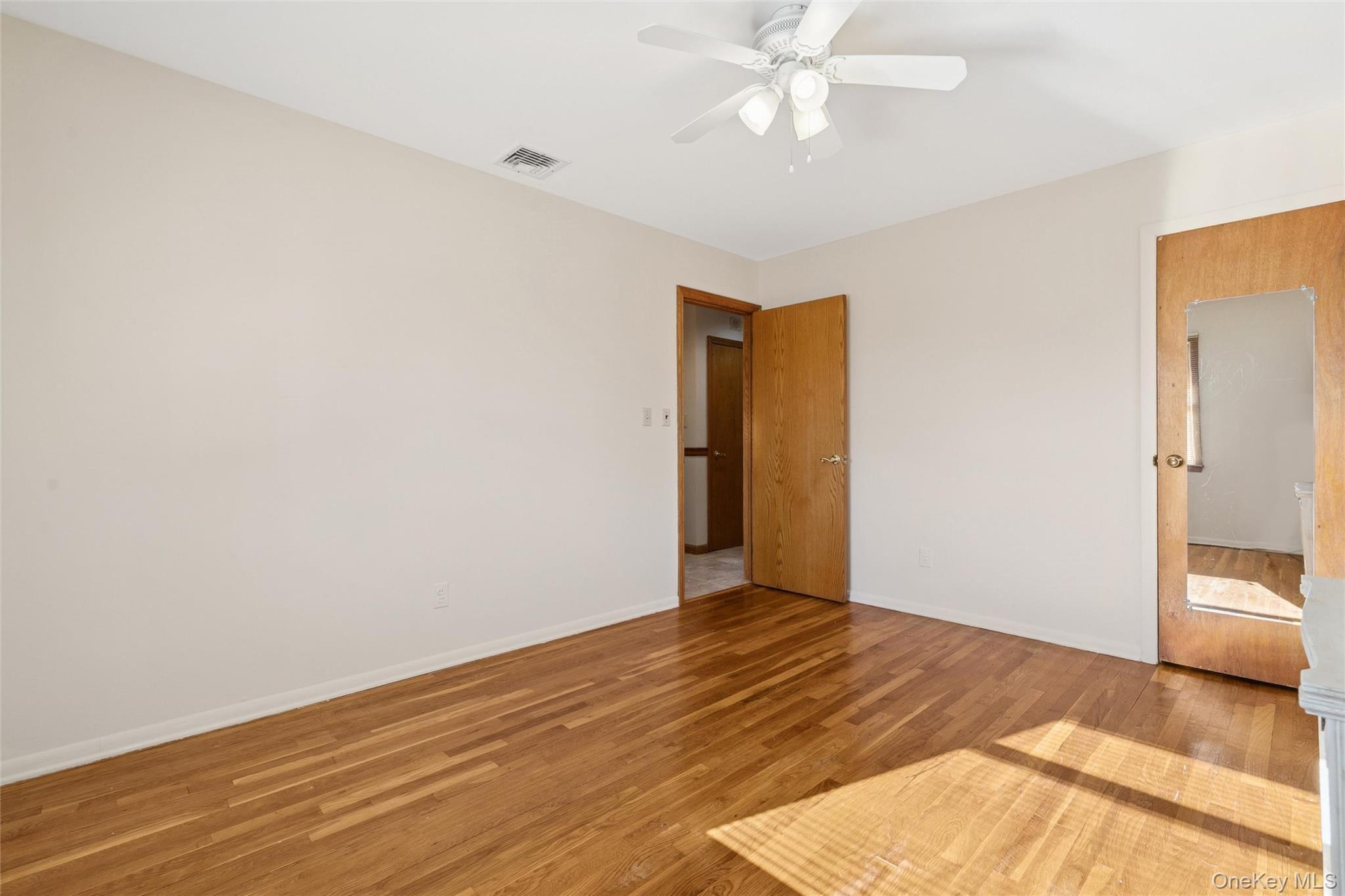 Single Family Joyce  Suffolk County, NY 11725, MLS-941141-21