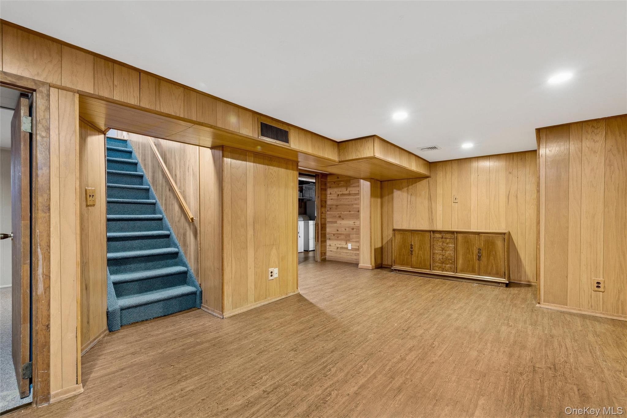 Single Family Joyce  Suffolk County, NY 11725, MLS-941141-23