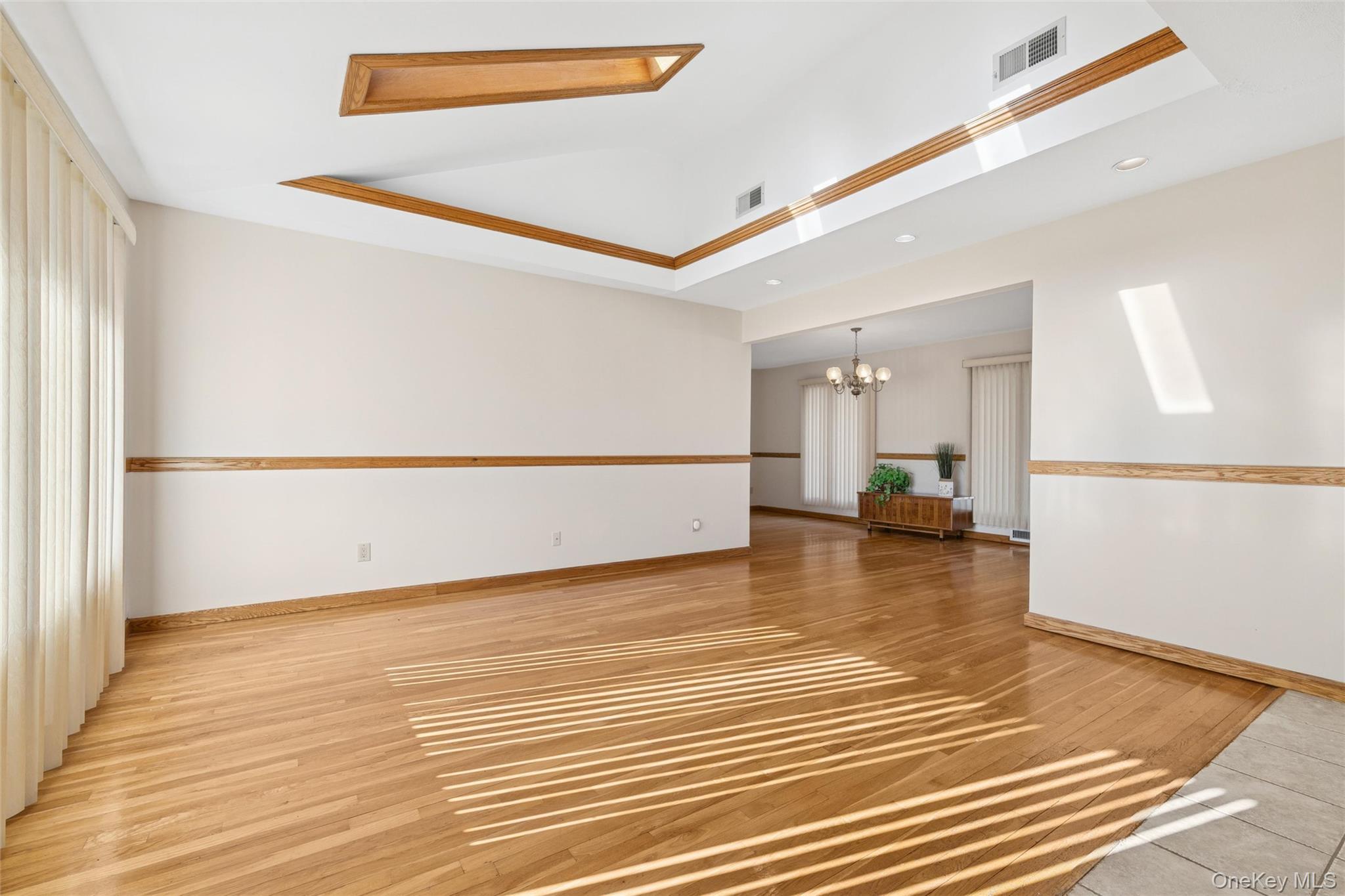 Single Family Joyce  Suffolk County, NY 11725, MLS-941141-4