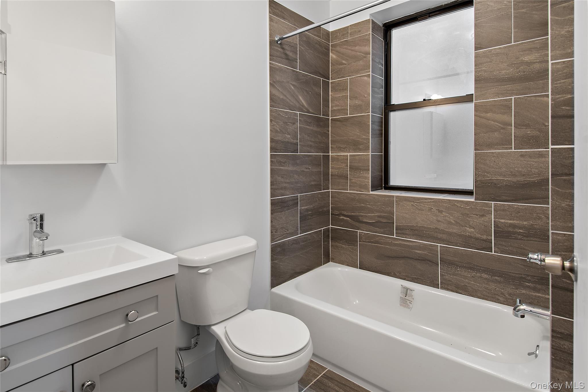 Commercial Sale Andrews  Bronx, NY 10453, MLS-941143-20