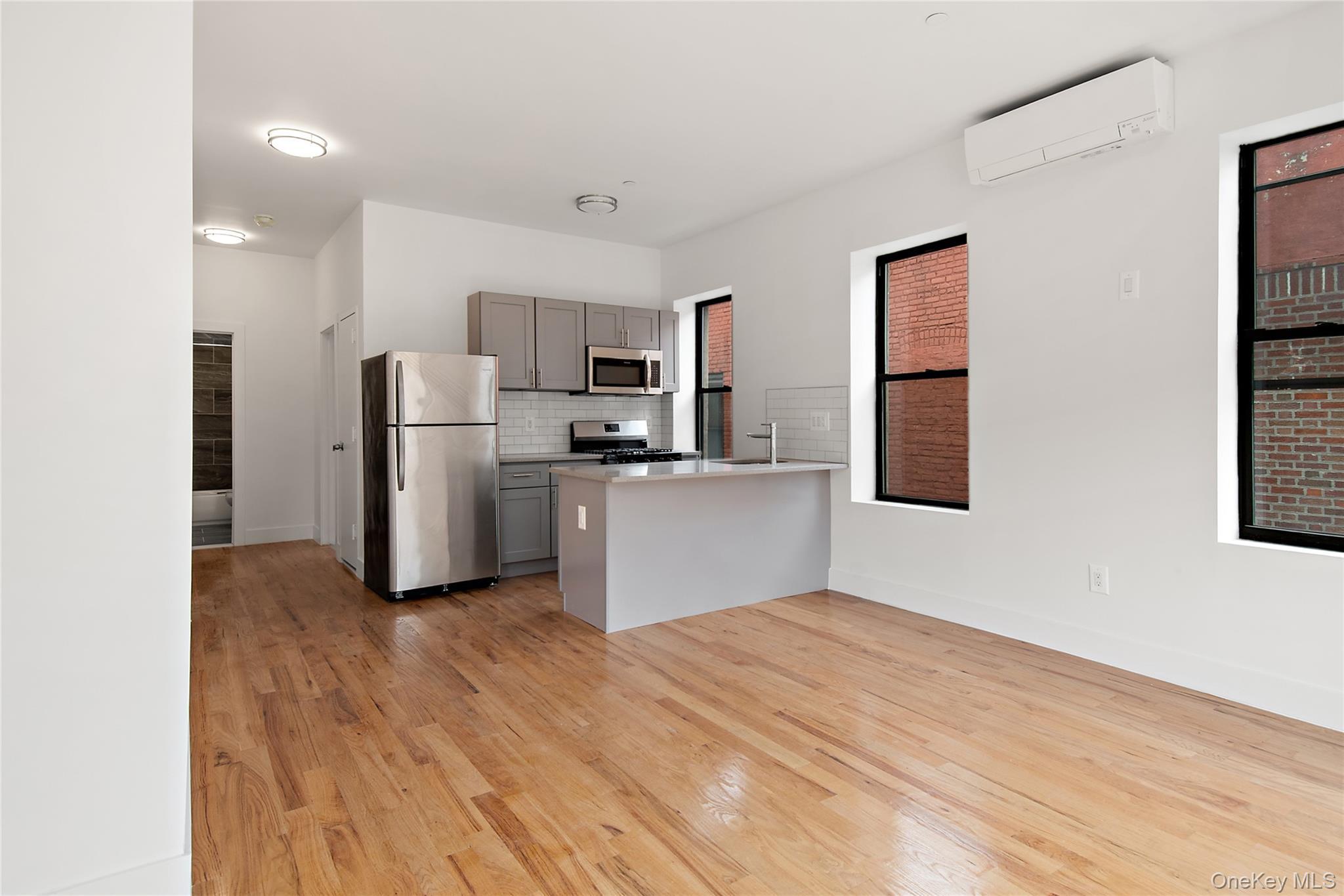 Commercial Sale Andrews  Bronx, NY 10453, MLS-941143-25