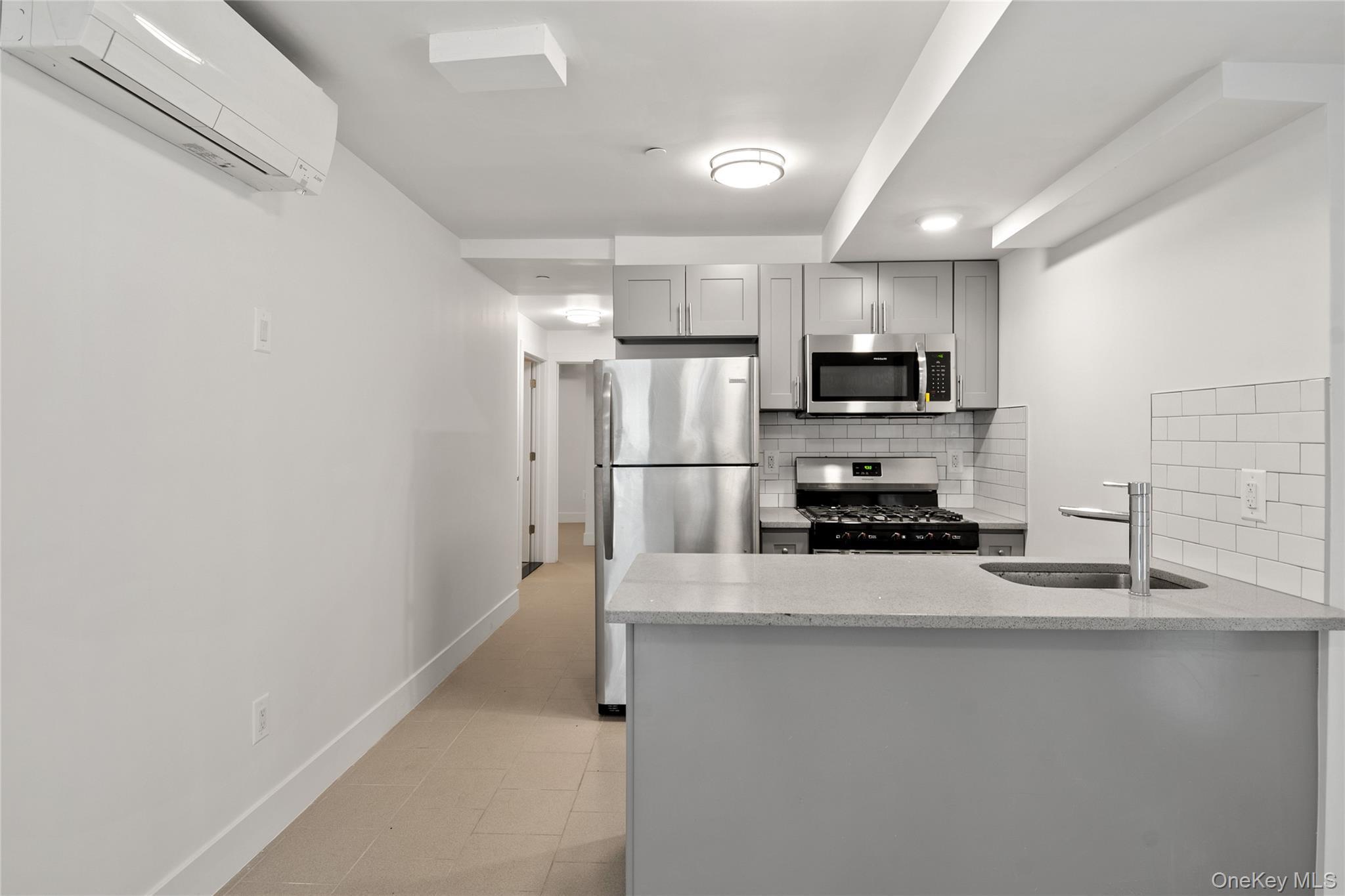 Commercial Sale Andrews  Bronx, NY 10453, MLS-941143-33